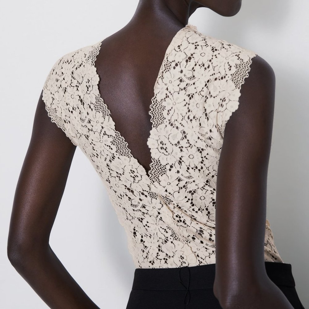 NWT ZARA SEXY LACE BODYSUIT VANILLA - Picture 2 of 8